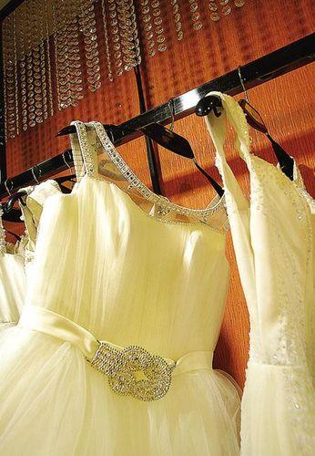 2009年欧洲T台的婚纱流行趋势