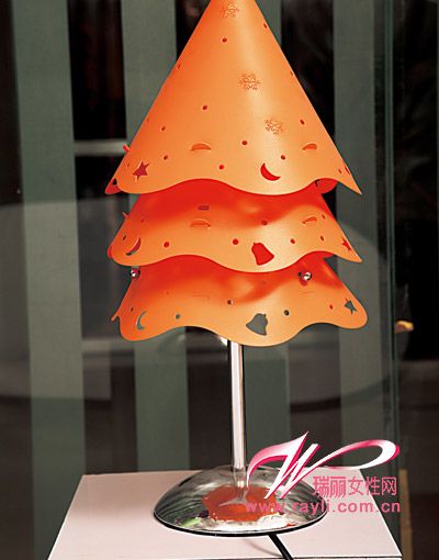 尚莱特仿圣诞树的橙色台灯