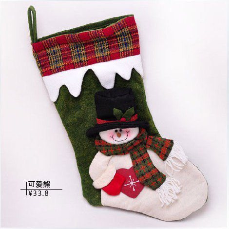 超大圣诞袜不但装载着儿童的愿望更是圣诞老人发放圣诞礼物的地方