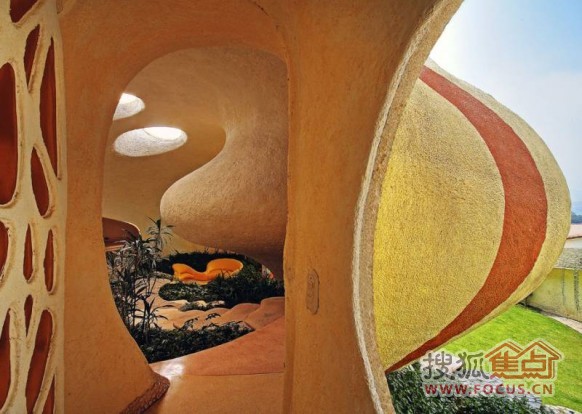 形似蜗牛的墨西哥豪宅 打造精巧室内花园