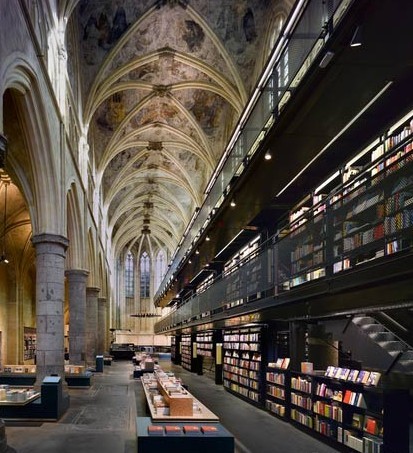 荷兰设计出世界上最美丽的教堂书店 