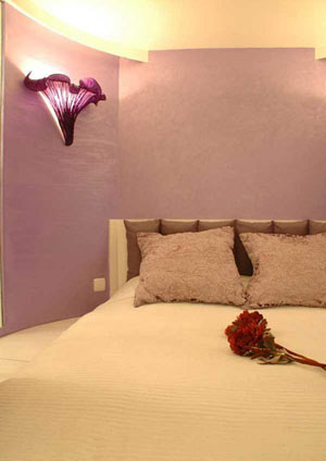 紫色浪漫的睡眠空间
