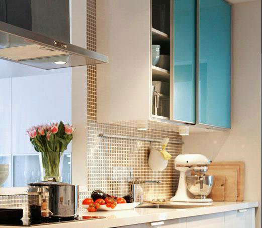 宜家此次推出了青绿色和浅粉色这两种柜门为您的厨房增添几分色彩与个性