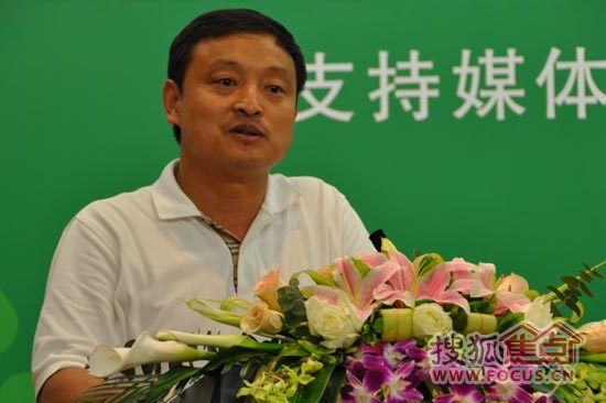 北京亚都科技股份有限公司常务副总裁王效久