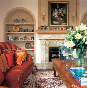 壁炉是许多欧式客厅的装饰重点
