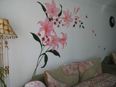 精美的彩绘墙贴 花小钱让你的家大变样