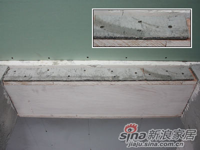 此处要试用水泥压力板挂网做基层，不易收缩；降低门洞，防止墙砖开裂。