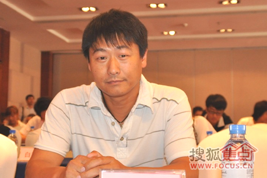 大赛评委老师之一 沈阳大学美术学院工业设计系主任王光峰