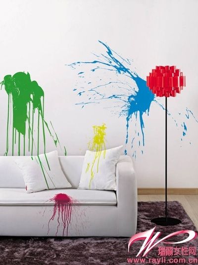 墙面涂鸦和沙发涂鸦相结合