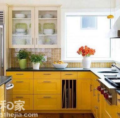 色彩入侵厨房重地 7款彩色橱柜呈现潮流厨房 