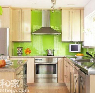 色彩入侵厨房重地 7款彩色橱柜呈现潮流厨房 