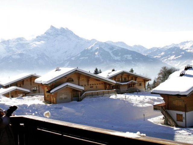 特别推荐：阿尔卑斯山的瑞士木屋酒店（图） 