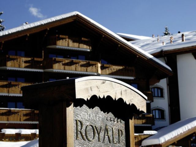 特别推荐：阿尔卑斯山的瑞士木屋酒店（图） 