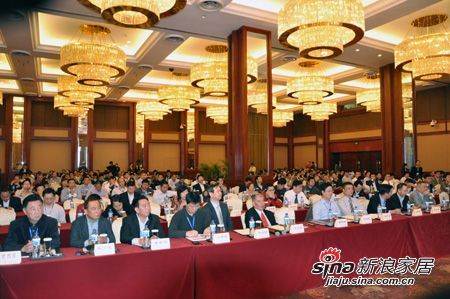 中国建筑卫生陶瓷协会第六届四次理事会暨2011年年会召开