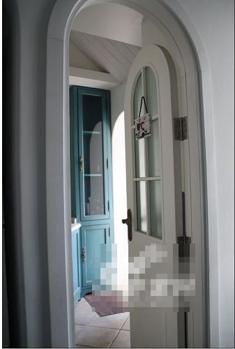 4种浴室门材质 哪一种适合你的家？