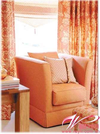巧用布艺打造温暖家居 沙发区更温馨（组图） 