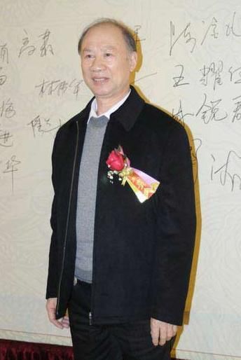 年年红技术质量部部长吕连华出席颁奖典礼