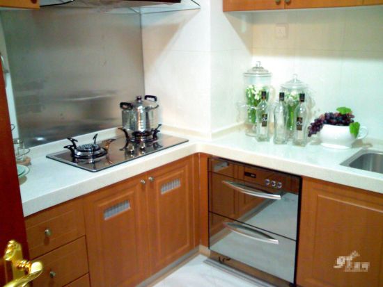 厨房设备安装流程及常见问题处理