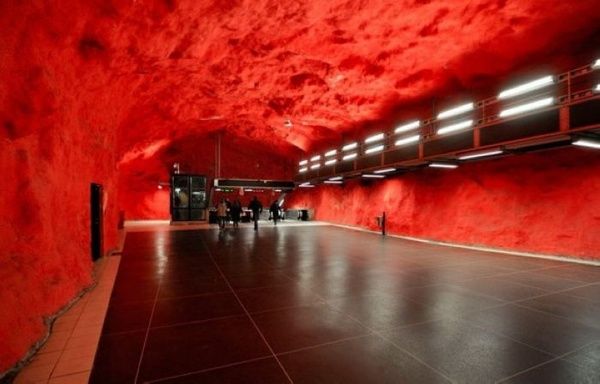 世界上最大的地铁艺术博物馆(组图) 