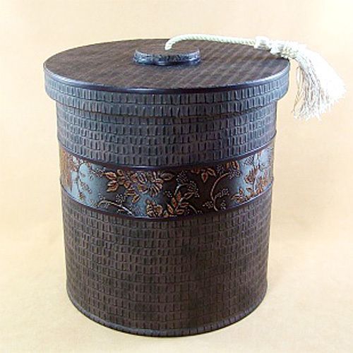 中式古典花纹杂物桶