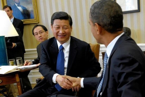 2月14日，中国国家副主席习近平在华盛顿白宫会见美国总统奥巴马。