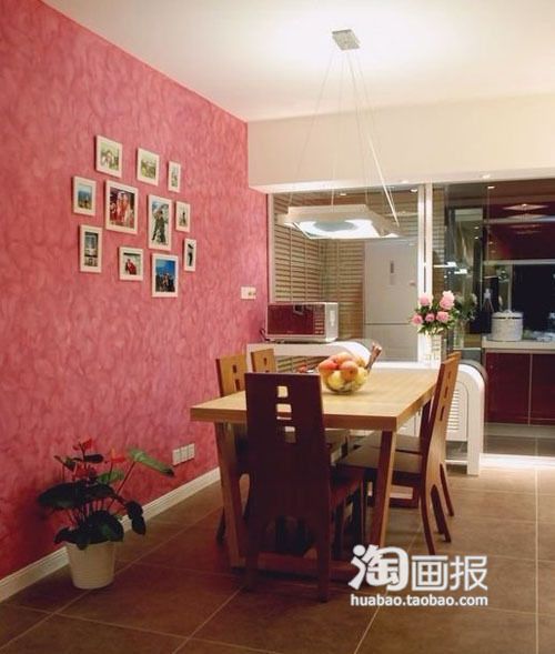 130平三房两厅两卫 粉红色调温馨家居（图） 