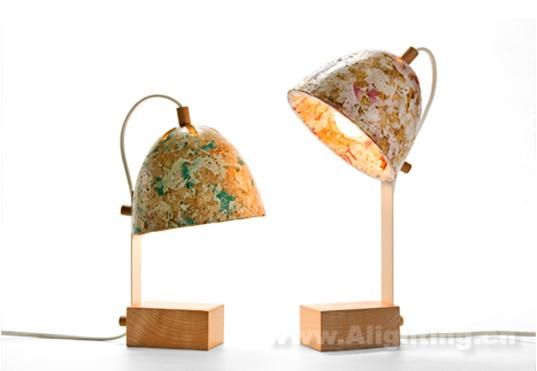 木屑和塑料袋大变身 以色列环保创意台灯 