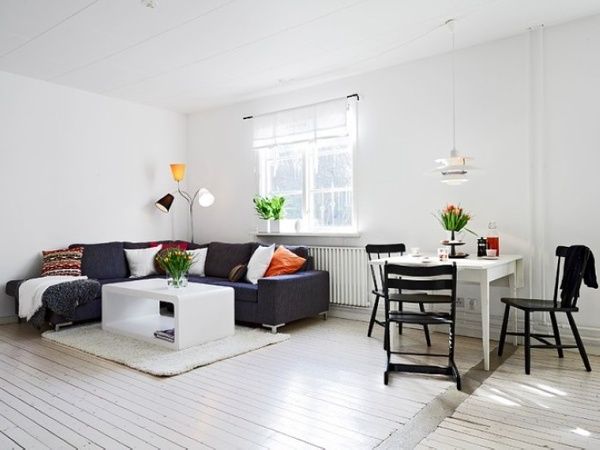 64平“不设计”公寓 纯白地板简单生活(组图) 