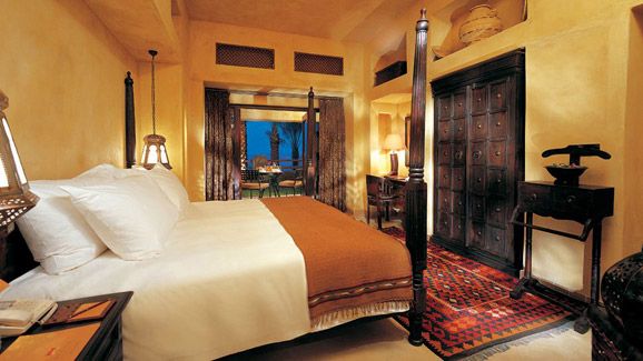 赞！迪拜沙漠皇宫酒店 富豪的世外桃源（图） 