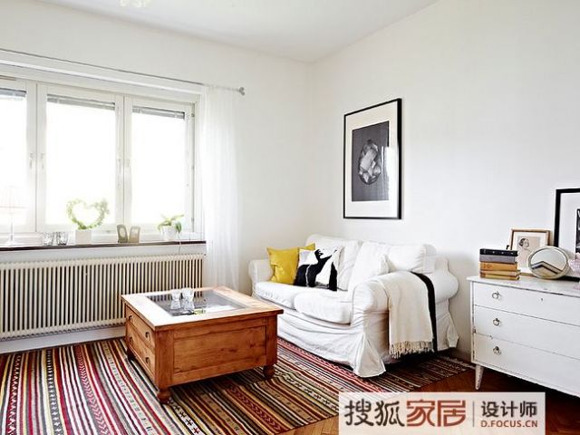 69平米的白色复式公寓 细心经营原木色雅致家 