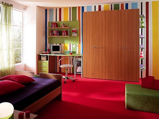 彩色衣柜搭配 给孩子一个温馨美好的卧室 