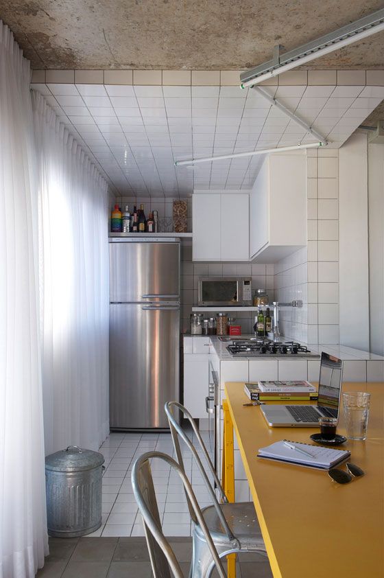 简单Loft搭配出新意 白瓷厨房也能很大气(图) 