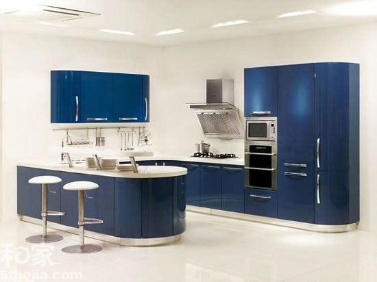 8款蓝色清新橱柜 夏日厨房清凉新主张（图） 
