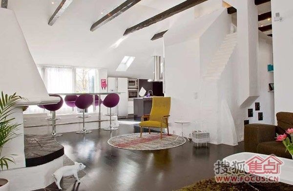 色彩与个性的完美结合 时尚精致的瑞典公寓 
