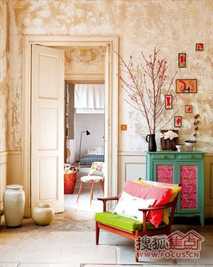 法国尼姆里 糖果色的复古甜美公寓（图） 