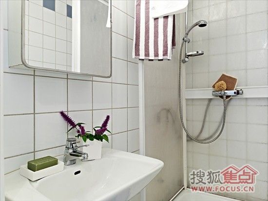 31平方小体积大容量 白色的简洁舒适单身公寓 