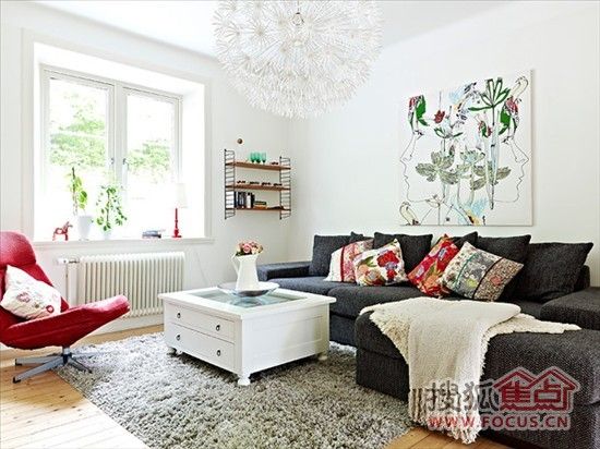经典北欧风格设计 略显鲜艳的白领公寓 
