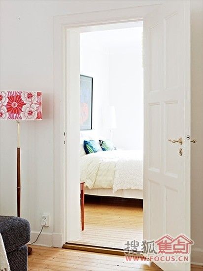 经典北欧风格设计 略显鲜艳的白领公寓 