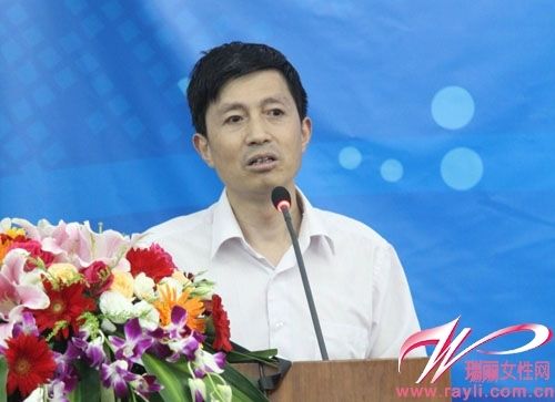 国家人造板质量检验检测中心主任、中国林产工业协会副秘书长吕斌