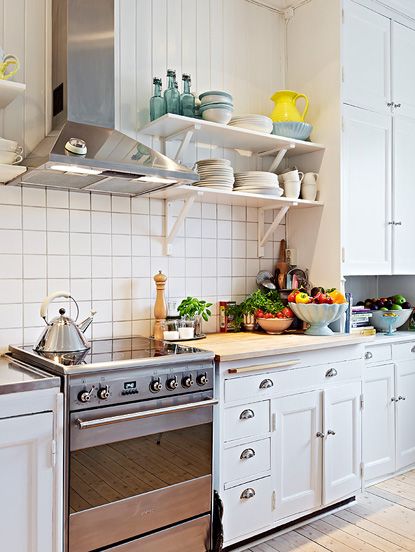 简洁小厨房设计 40平靓丽瑞典单身公寓(组图) 