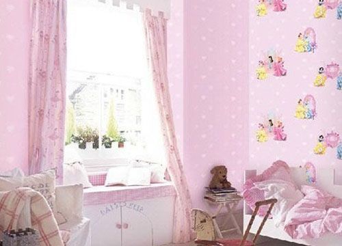 迪士尼的白雪公主，是每个小朋友耳熟能详的童话故事，为自己小公主的房间贴上小公主的墙纸，让你的小女儿充满公主的味道喔