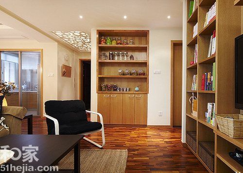 回归纯净与质朴 木质元素扮靓100平米两居室 