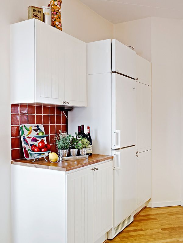 88平瑞典公寓 不同材质地板调和家居色彩(图) 