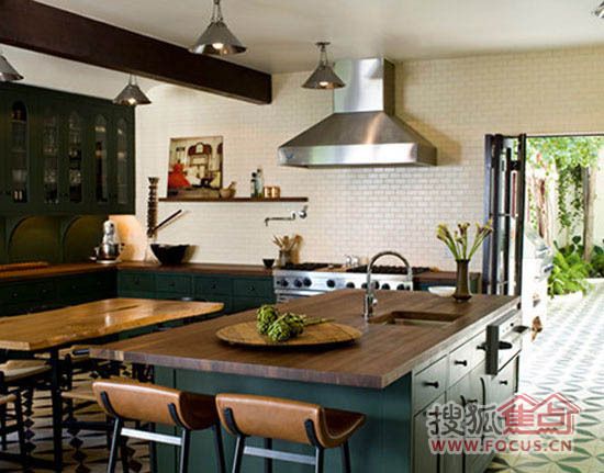 10种厨房花样墙砖 打造时尚个性的明亮厨房  