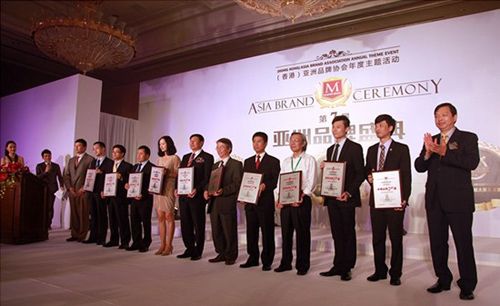 2012“亚洲品牌500强”罗浮宫陶瓷上榜