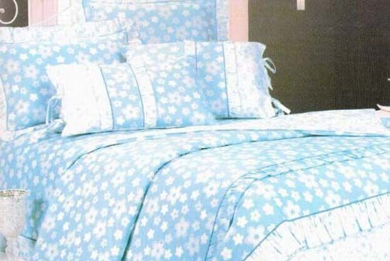 8款花色床品为你的田园风家装营造出浪漫卧室(图) 