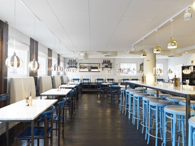 恍若置身地中海 瑞典Funkalistic蓝白餐厅(图) 
