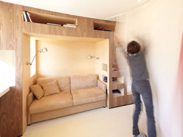 55平米公寓如何装下八张床? 看法国神奇设计 