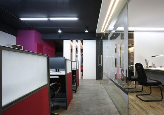 10款不同风格款式的办公室装修设计（组图） 