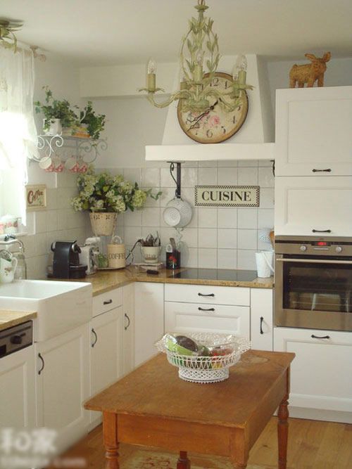 厨房装饰搭配12例 美味空间怎样布置出挑(图) 